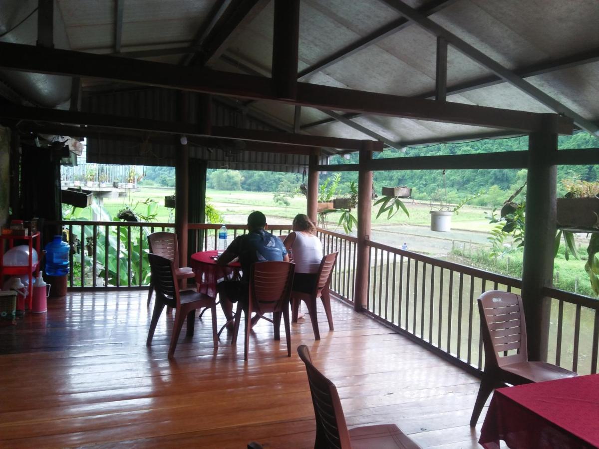Tran Xuan Homestay Ba Be Village Exterior foto