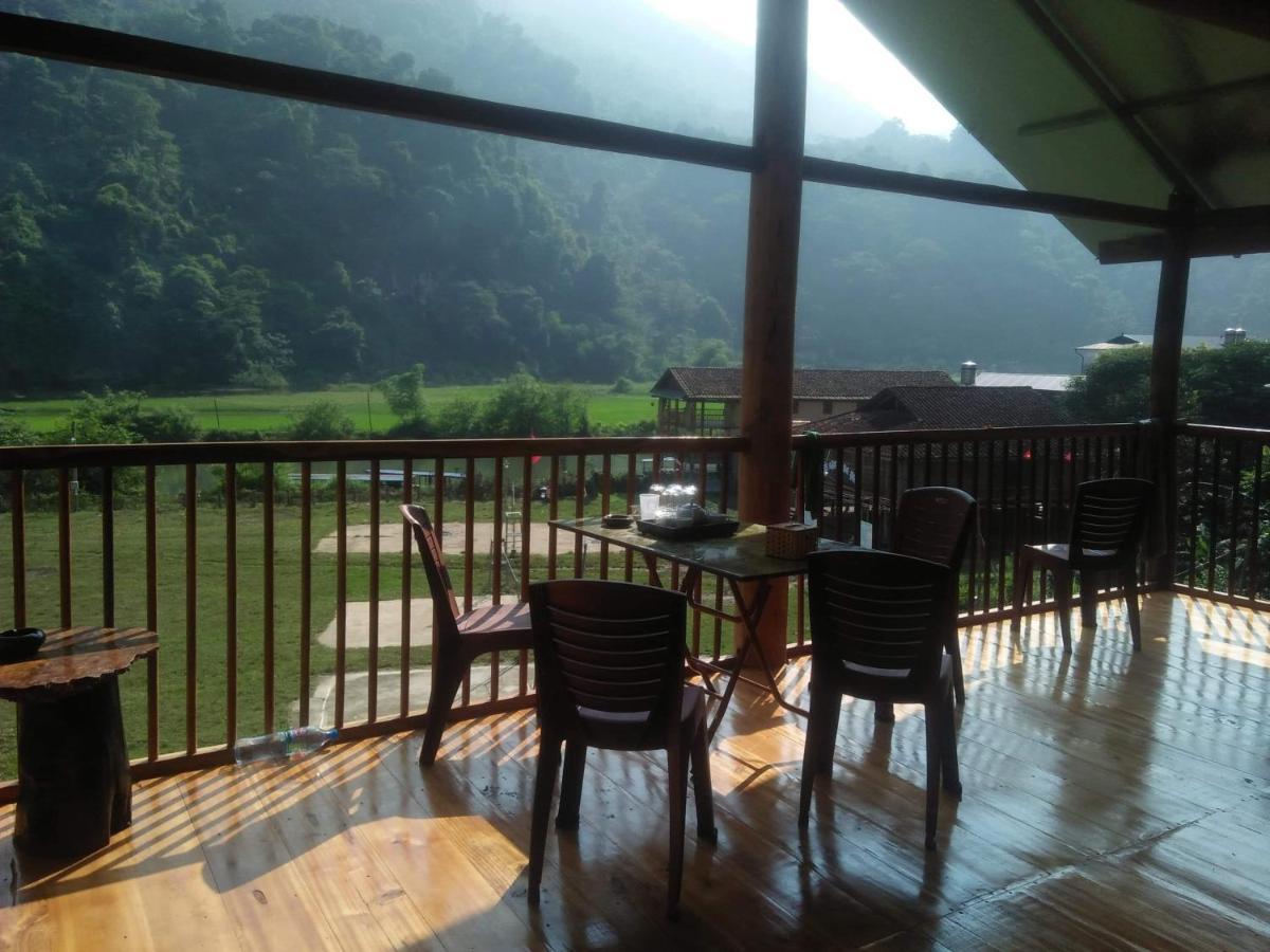 Tran Xuan Homestay Ba Be Village Exterior foto